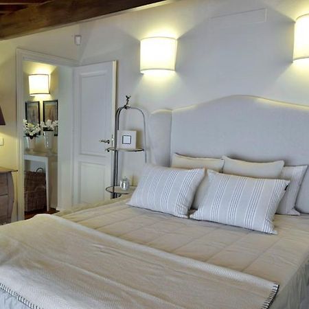 Villa Borri Country Suites Сан-Кашіано-ін-Валь-ді-Пеза Екстер'єр фото